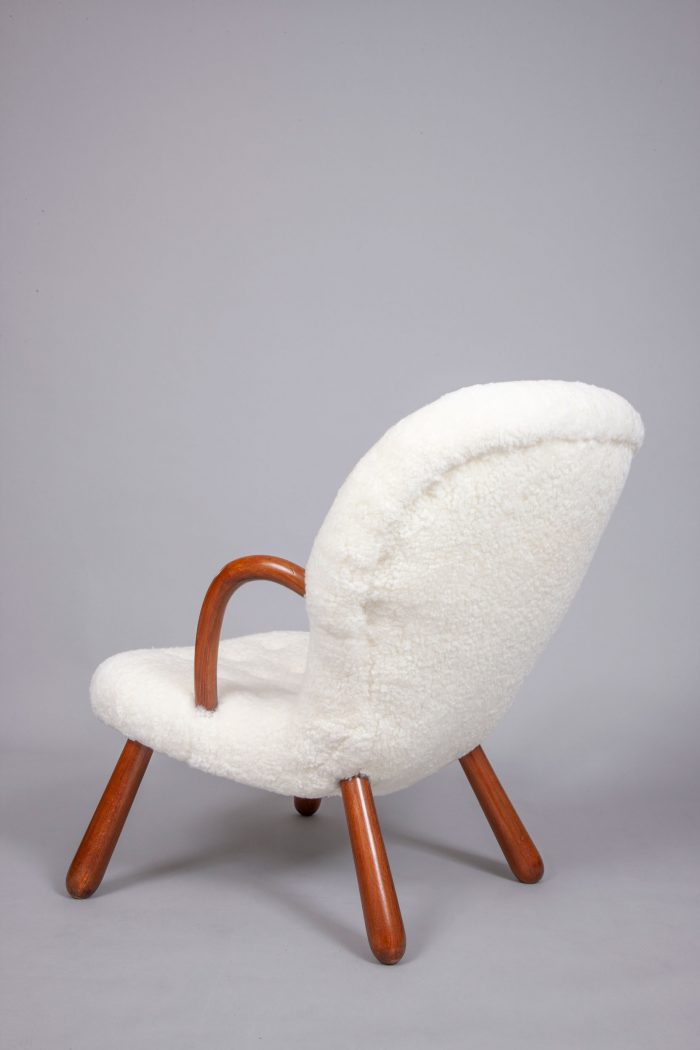 Philip-Arctander-clam-chairs